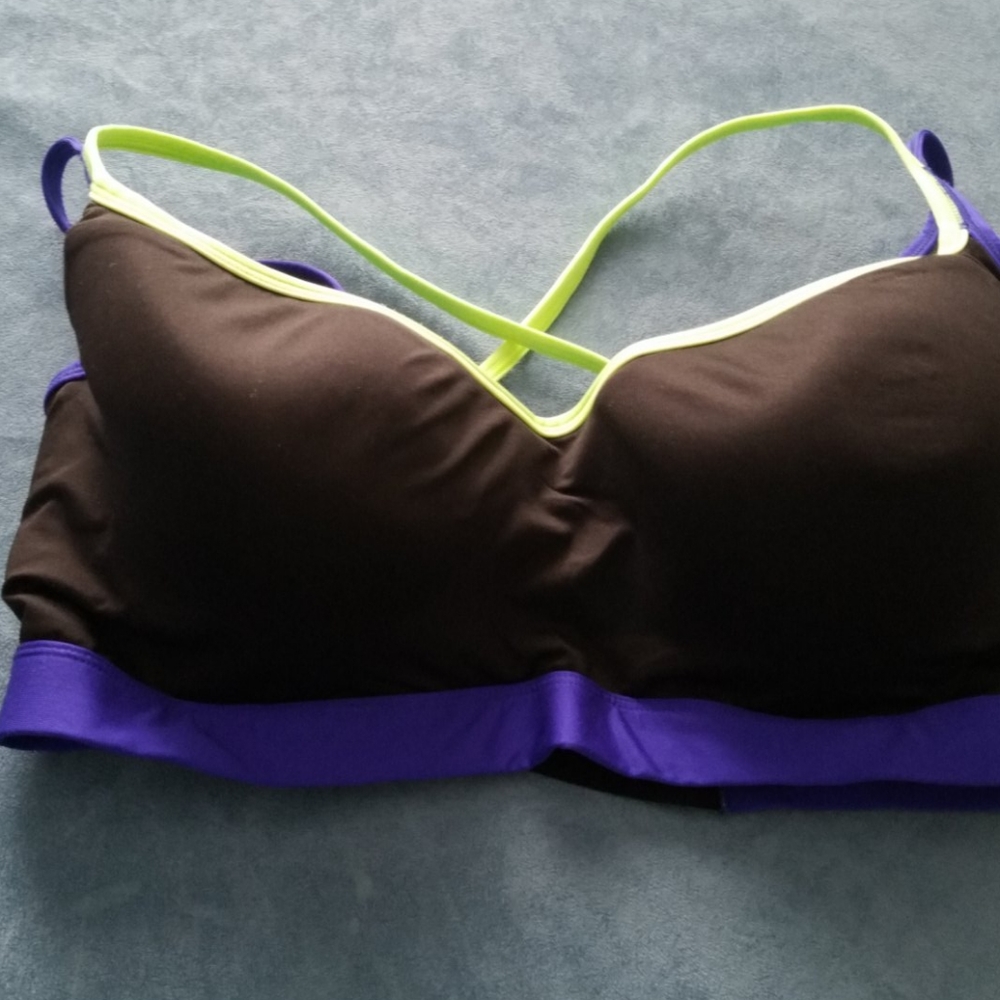 Super Sports Bra by  Fruit of Loom 38D jog yoga